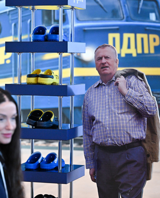 В «Манеже» открылась выставка к 80-летию Жириновского