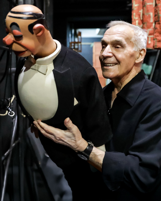 На 90-м году жизни умер народный артист Роберт Ляпидевский