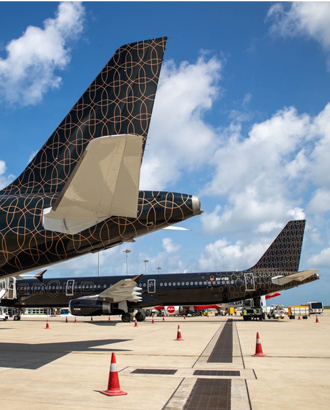 Премиальные авиалинии отменяют рейсы из Европы из-за подорожавшего топлива