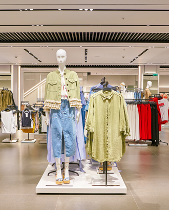 Аналитики: до 40% магазинов одежды не переживут 2026-й