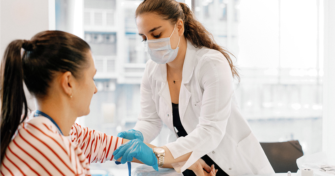 Проще, чем кажется: «лечим» стереотипы о донорстве костного мозга