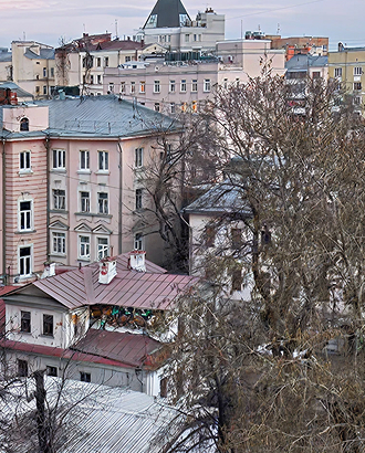 Вид из моего окна: на Старопименовский переулок