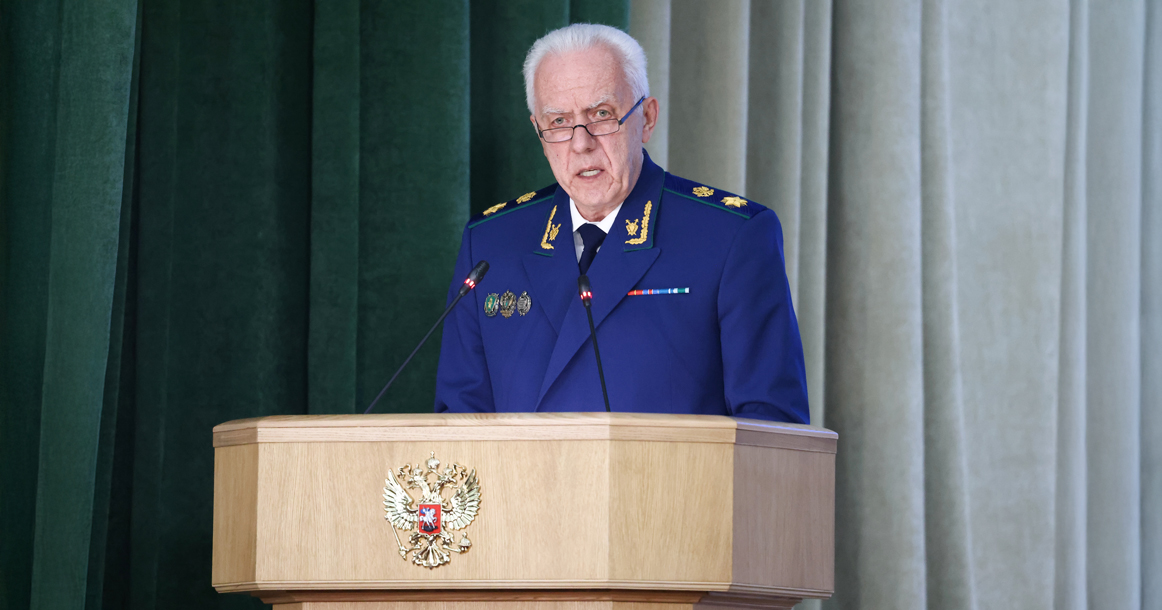 Генпрокурор Гуцан просит для силовиков внесудебный доступ к базе данных о смартфонах россиян