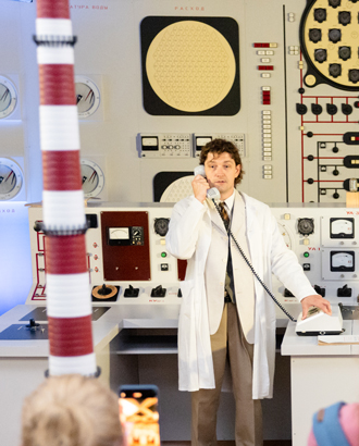 В пятницу в павильоне «Атом» на ВДНХ откроется выставка к 40-летию аварии в Чернобыле