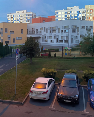 Вид из моего окна: на улицу Кленовую