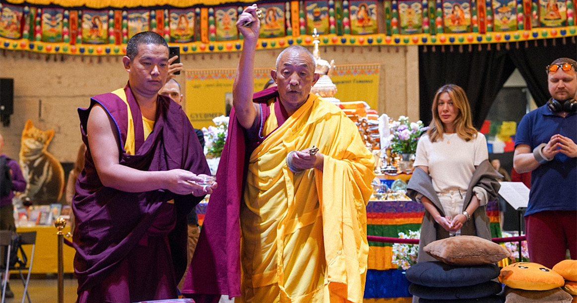 Сегодняшнюю программу «Буддийского фестиваля благой удачи» отменили после визита силовиков