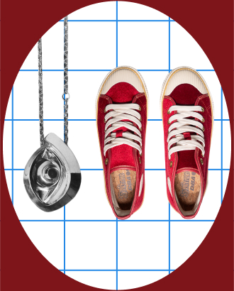 Подвеска в честь Дзиги Вертова, кеды Буратино и что еще появилось в магазинах на этой неделе