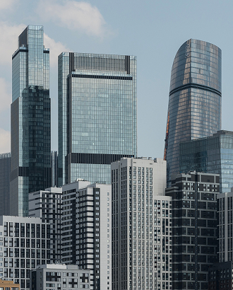 Около 50% предложения в премиальном сегменте жилья Москвы — небоскребы