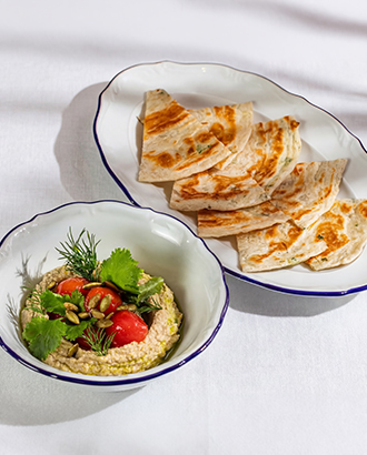 В меню бистро «Смена» есть все, что может прийти в голову тревожному миллениалу