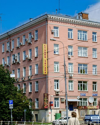 На улице Кржижановского снесут бывшие общежития Мосгортранса