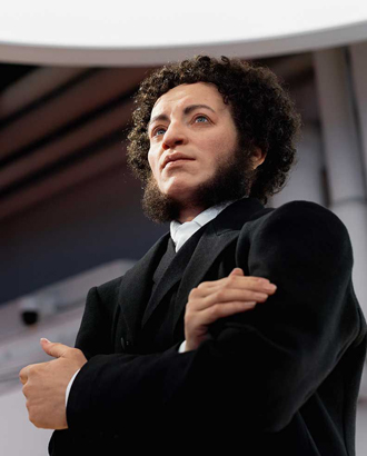 В «Зарядье» откроется музей с силиконовыми фигурами знаменитостей