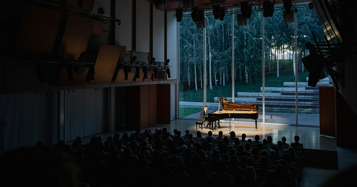 Фестиваль Pianissimo проведет летний сезон в «ГЭС-2», Эрмитаже и Петергофе