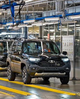 АвтоВАЗ представил премиальную Lada Niva Travel с кожаным салоном