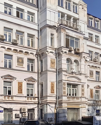 Кому недвижимость в доме XIX века на Мясницкой за 17 млн рублей?