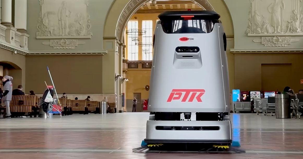 На пяти вокзалах начали применять роботов-уборщиков