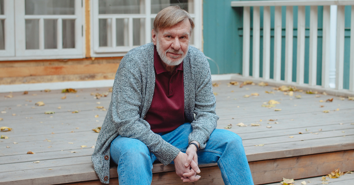 «Не хотел превращать воспоминания в набор баек» — составитель «Книги Уткина» Станислав Гридасов
