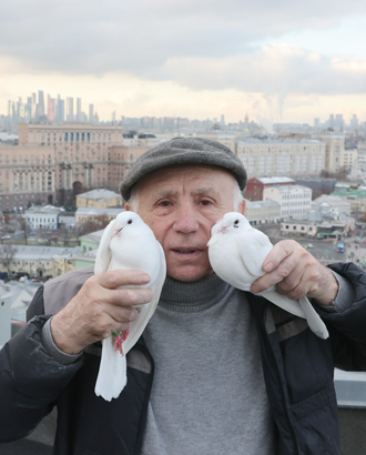 Это мой город: таганский голубевод Юрий Шмелев