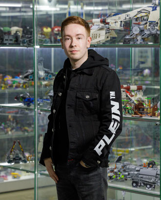 Почему вы должны меня знать: основатель музея конструктора Lego Даниил Соколов