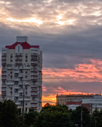 Вид из моего окна: на Мичуринский проспект