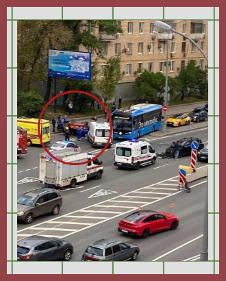 На Каширке столкнулись три машины, одна перевернулась на крышу. Есть погибший
