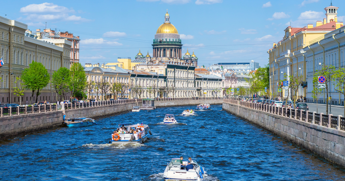 Зависть москвича: с 1 октября в Петербурге отменяются коронавирусные ограничения