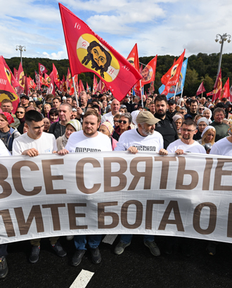 В крестном ходе с мощами Дмитрия Донского приняли участие около 100 тысяч человек
