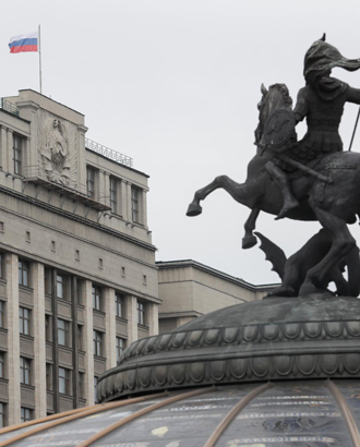 Первое заседание новой Госдумы открылось словами «денег нет»