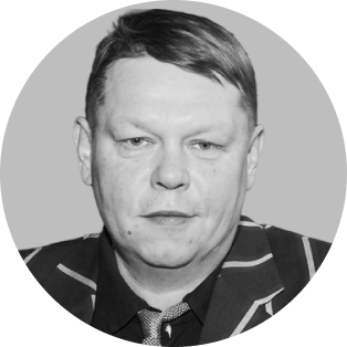 Денис Пузырев,