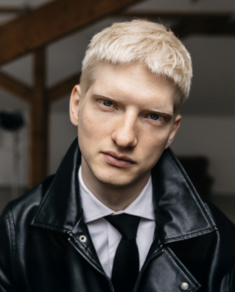 Покорители: актер Святослав Рогожан, приехавший десять лет назад из Калининграда