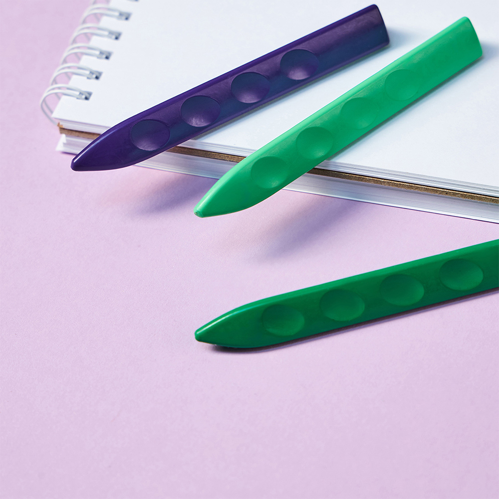 BY Русские Супергерои Мелки восковые пласт., 24 цвета, эрг.3-гранная форма, 10см, "Конек Джуниор" - #20