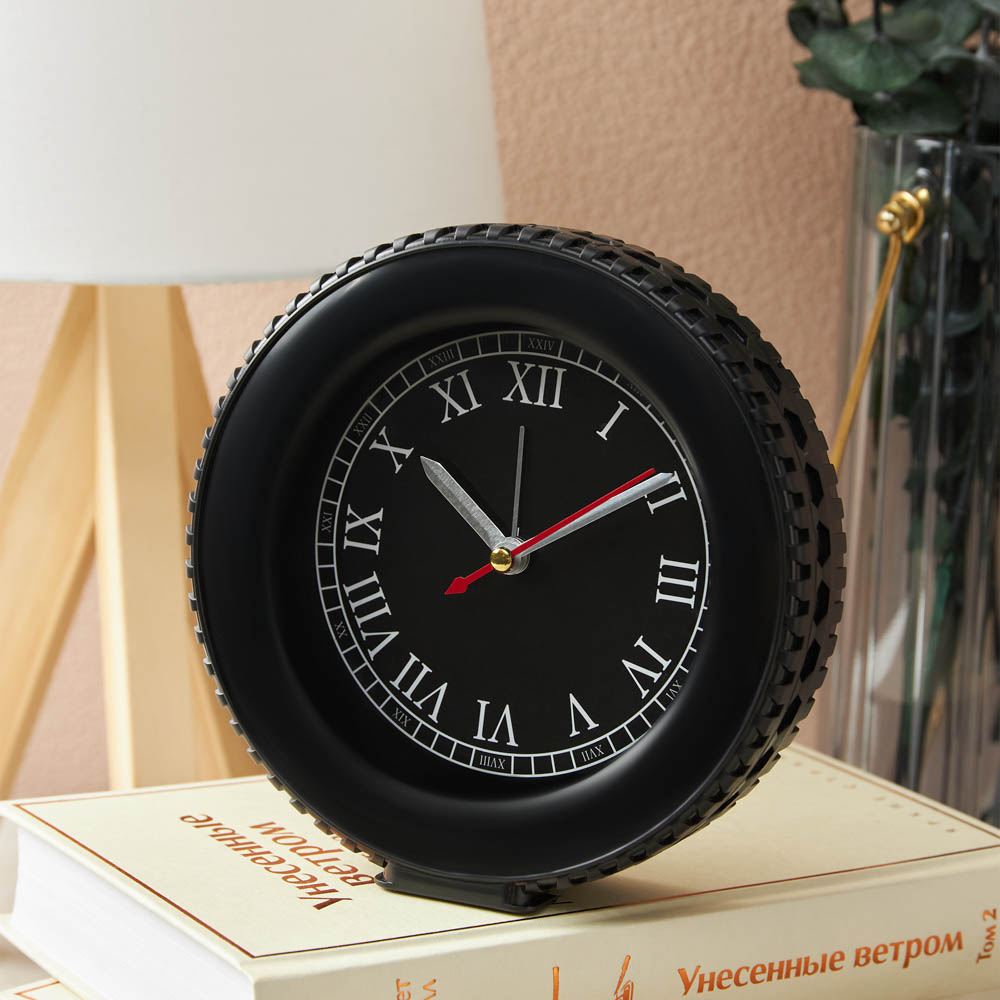 LADECOR CHRONO Часы настольные в виде шины, 14x14x4 см, пластик, 2 дизайна - #11