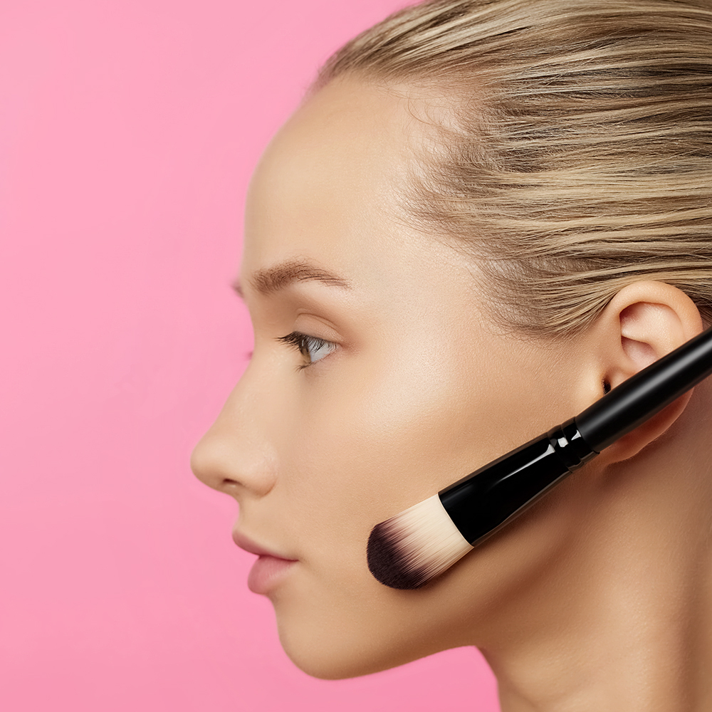 ЮНИLOOK Кисть для нанесения тональной основы/масок, дерево, синтетич.нейлон, 17,5см, черный, 26905-5 - #20