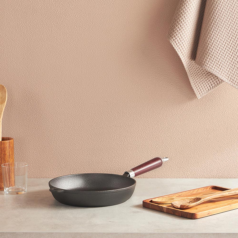 VETTA Сковорода чугун, d24х5см, деревянная ручка, индукция - #9