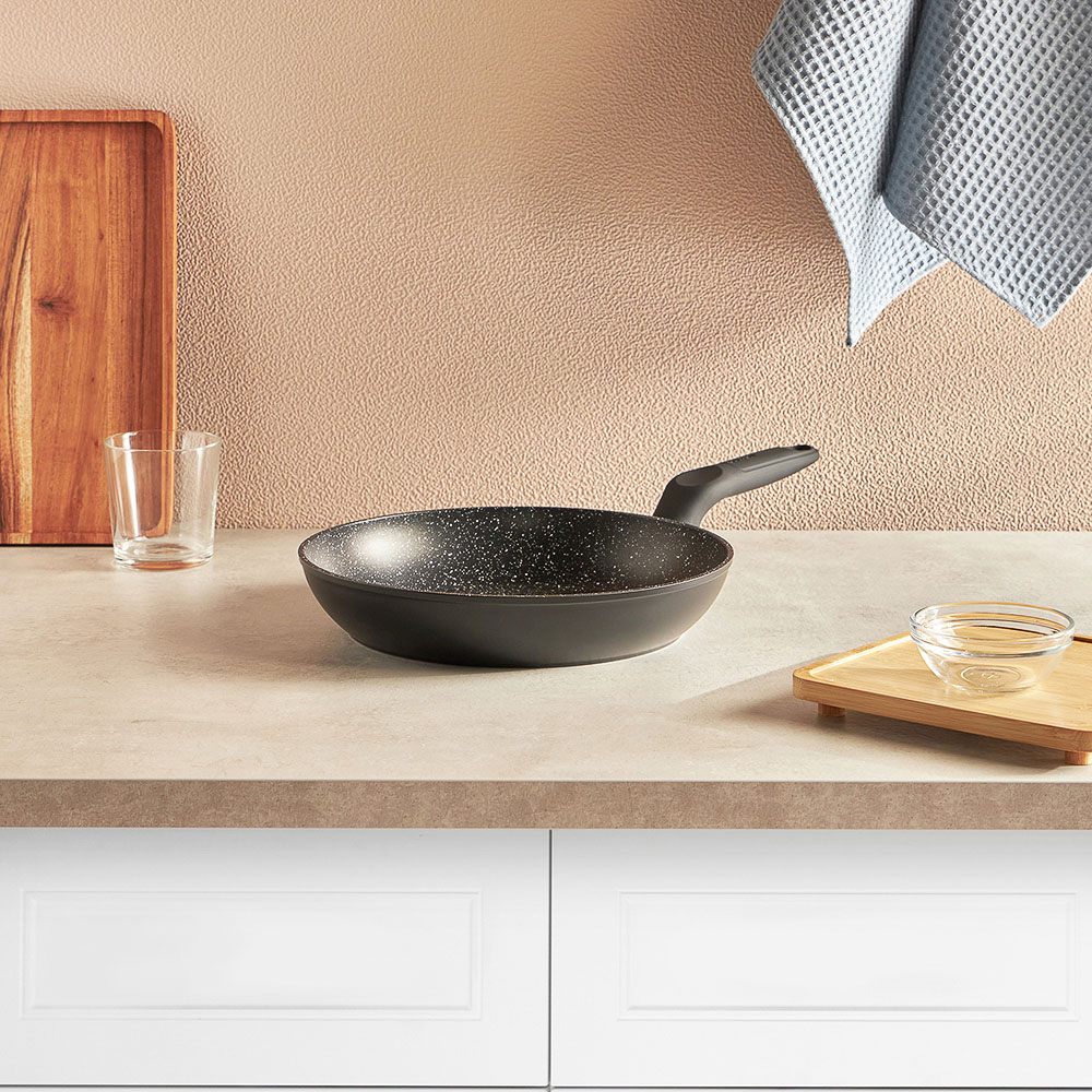 SATOSHI Стоун Сковорода литая d26см, антипригарное покрытие Мрамор, индукция - #13