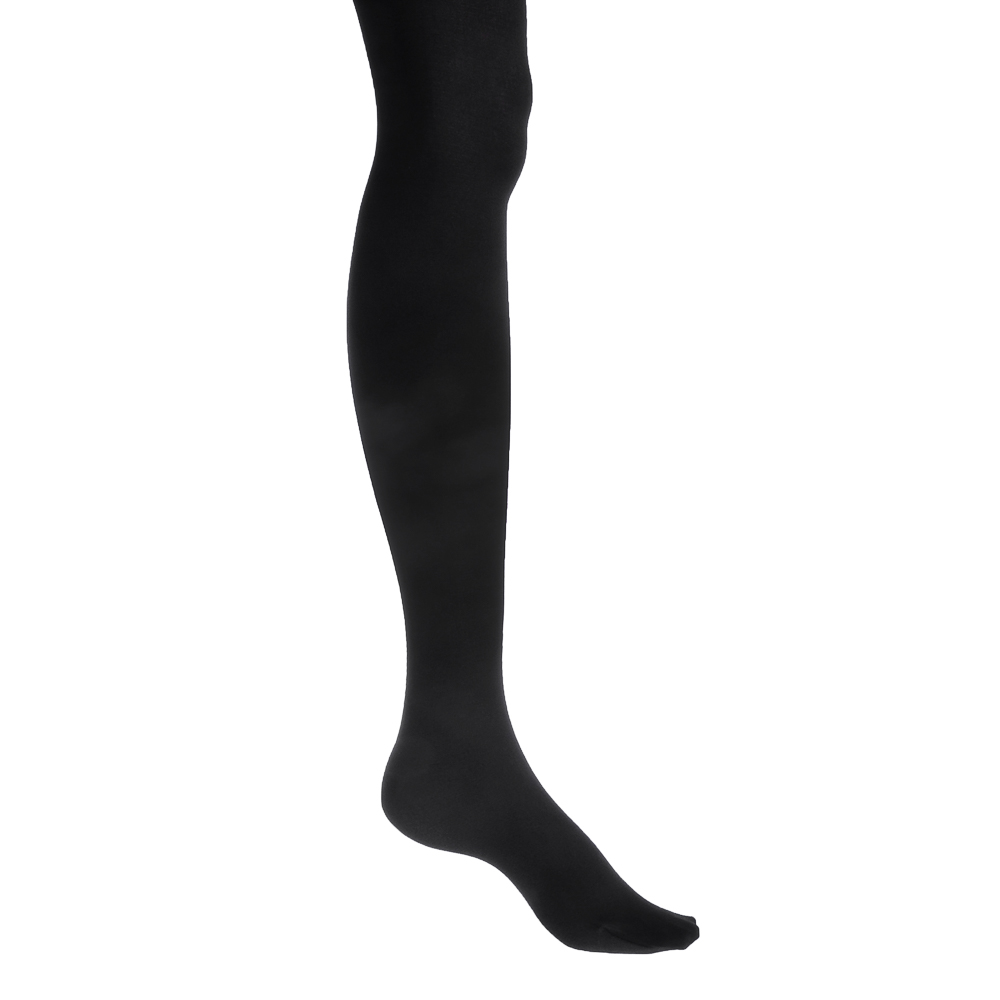 Лиза Энн мен екі қара түсті адамның суреті