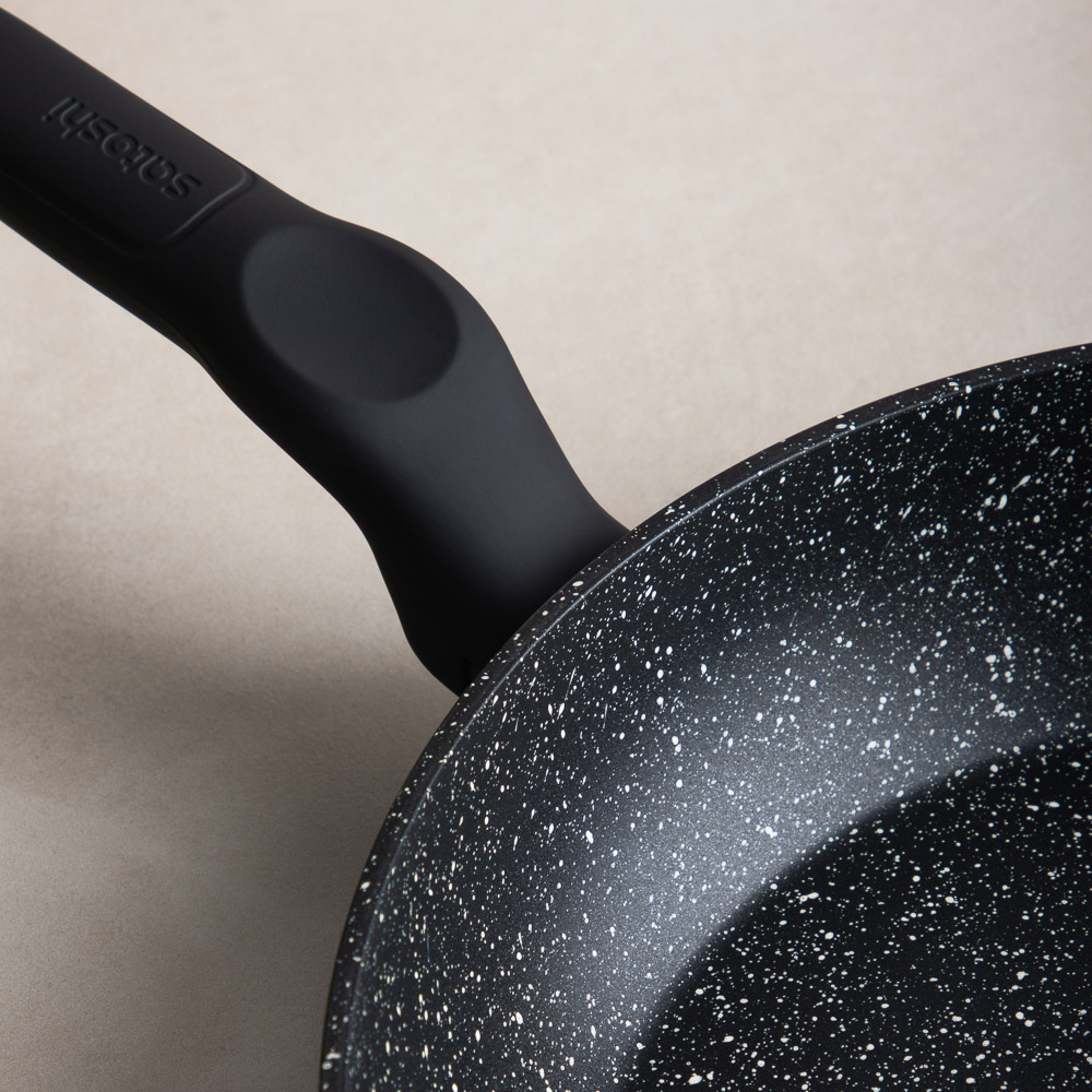 SATOSHI Стоун Сковорода литая с крышкой d28см, антипригарное покрытие мрамор, индукция - #20