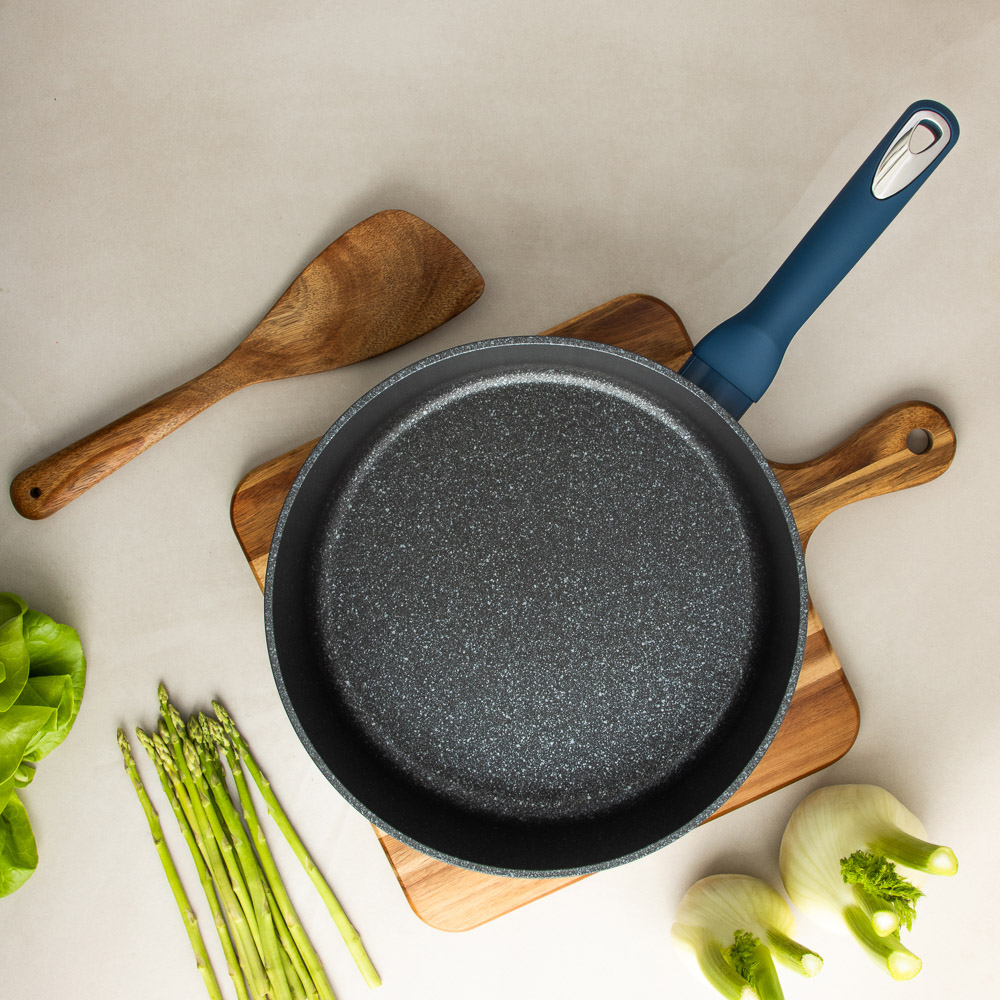 SATOSHI Ривьера Сковорода литая глубокая d28см, антипригарное покрытие мрамор, индукция - #12