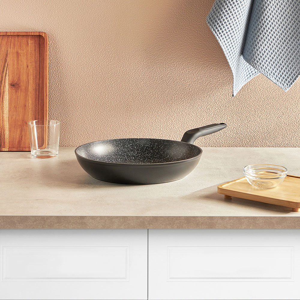 SATOSHI Стоун Сковорода литая d28см, антипригарное покрытие Мрамор, индукция - #12