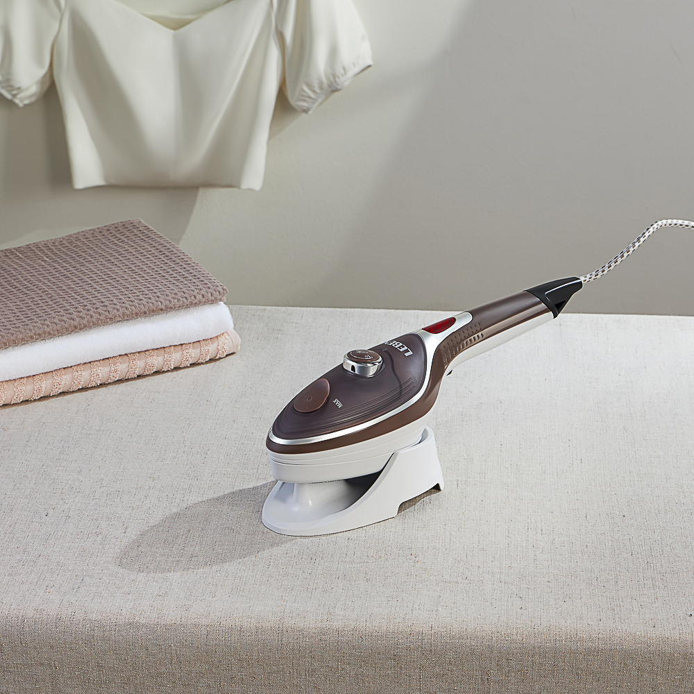 LEBEN Щётка-отпариватель-утюг 1000Вт, тефл. покрыт, терморегулятор, резевр. 100мл, пар 15гр.мин. - #12