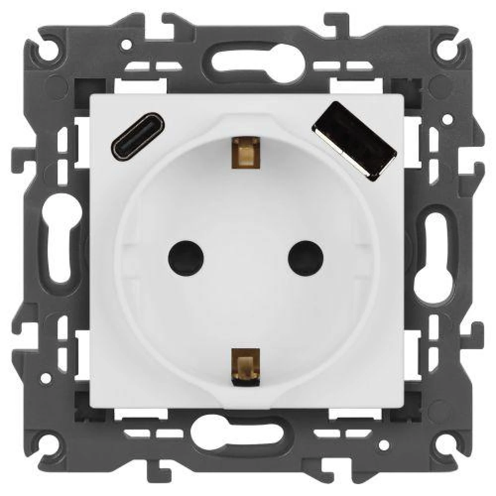 Розетка Elegance 14-4108-01М 16A 250В 2P+E защ. шторки с USB type-A+C 3А 5В матов. бел. Эра Б0067710