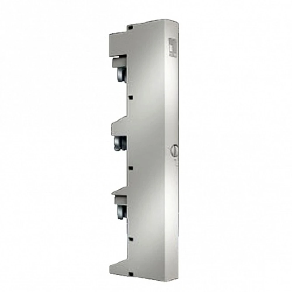 Адаптер 63A 3-полюс. вывод внизу (уп.1шт.) 9342210