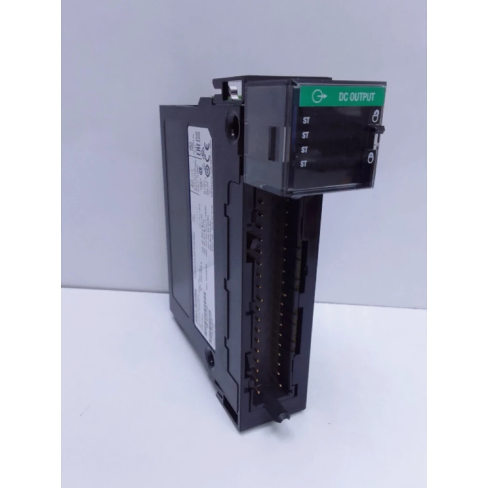 Модуль дискретных выходов Allen-Bradley 1756-OB32, 32 канала, 10–31 В DC, серия ControlLogix