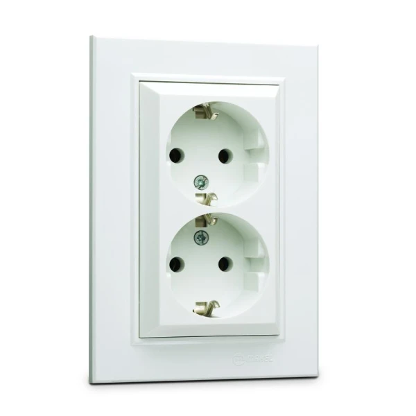Розетка 2-я с/з СП Karea 16А IP20 бел. Makel 56001082