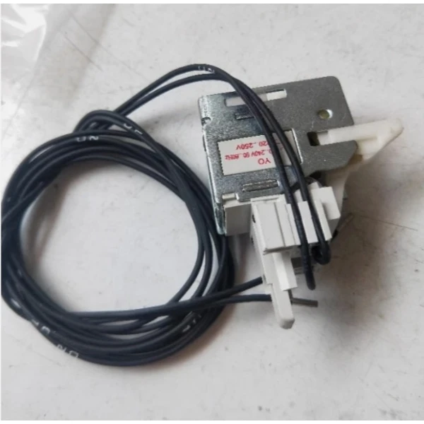 Реле отключения Т1-Т3 220В с кабелем 1SDA051342R1
