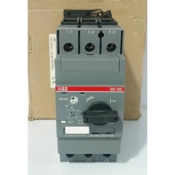 Автомат защиты двигателя ABB MO450-32, магнитный расцепитель 22–32 А, 3P, 1SAM450000R1004