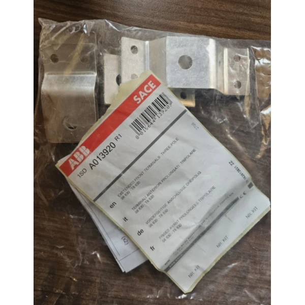 Силовые выводы удлинённые ABB KIT EF T6 630-S6 630, комплект 6 шт., арт. 1SDA013920R1 для стационарных выключателей