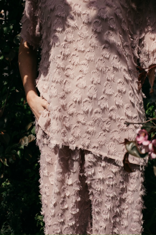 Брюки из шифона с бахромой - фото 3