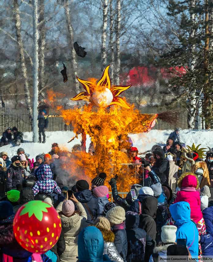 Масленица в Белово, Центральный парк, 14 марта 2021 г