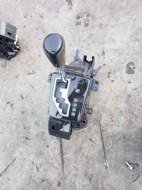 Купить Селектор акпп для Toyota Corolla Fielder