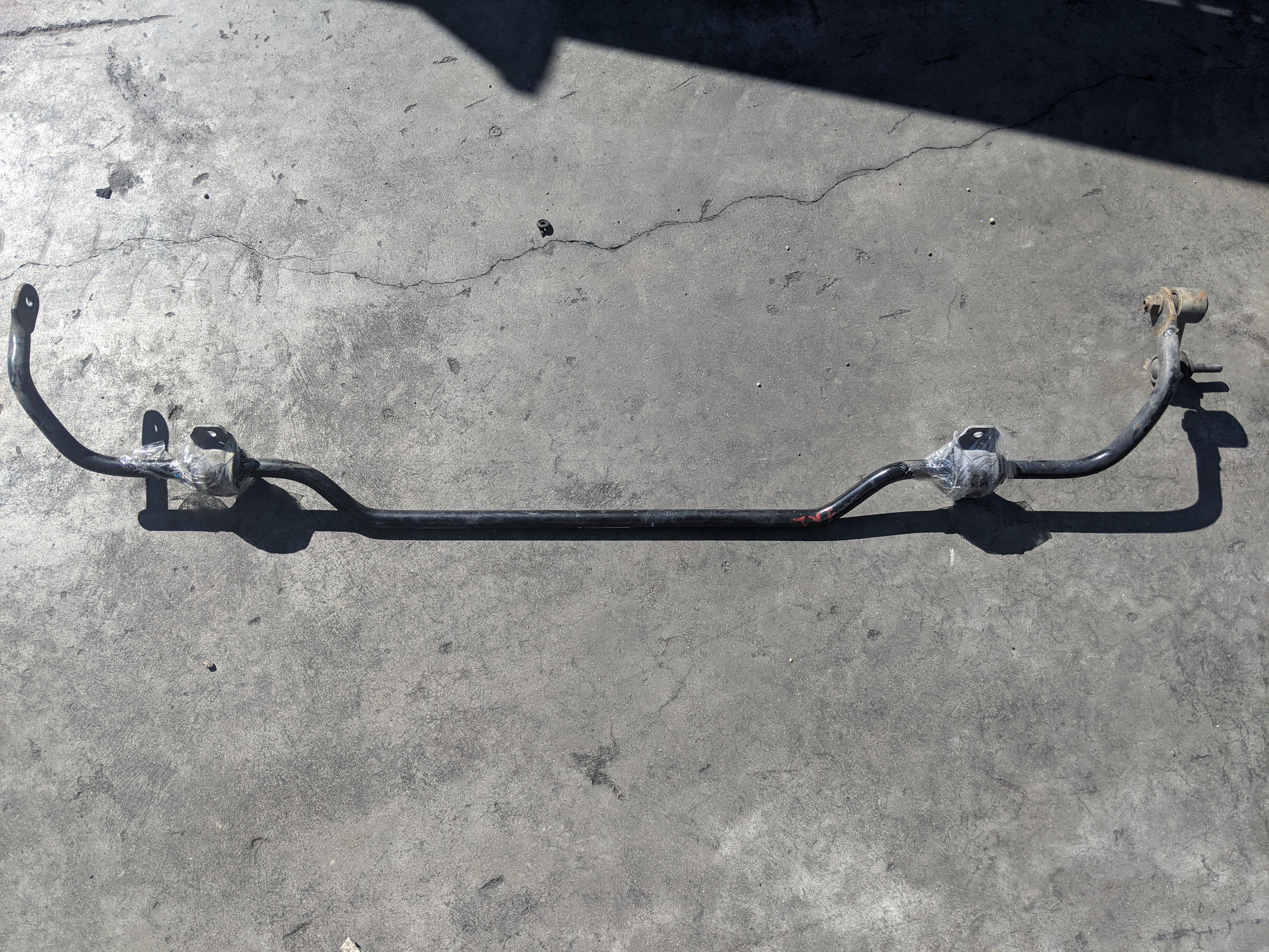 1k0411303aq. Стабилизатор поперечной устойчивости volkswagen golf plus. Стабилизатор фольксваген туран. Стабилизатор фольксваген туран. Стабилизатор фольксваген туран.